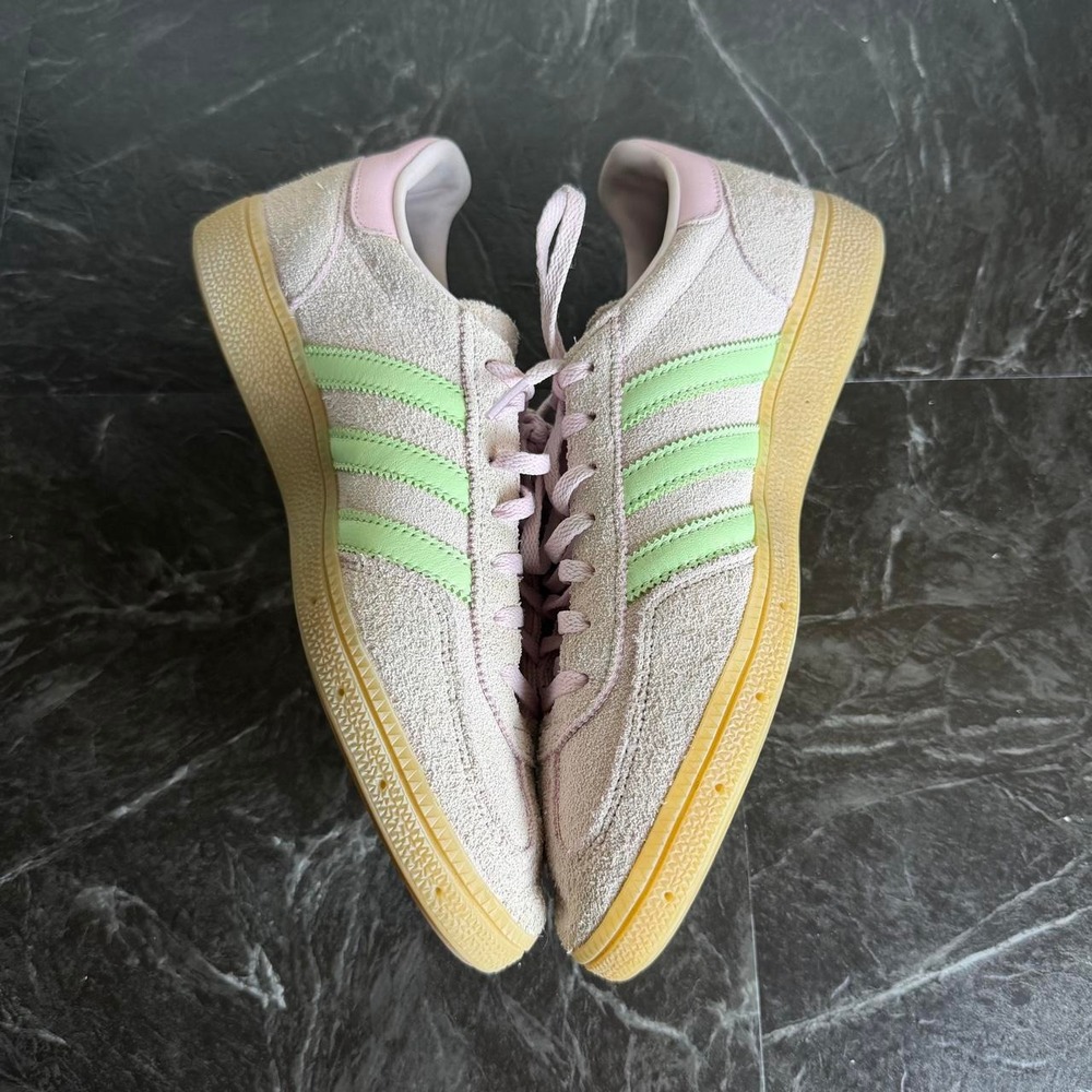Adidas Spezial Women's Pink Sneaker Shoe Size 10 - Picture 3 of 6